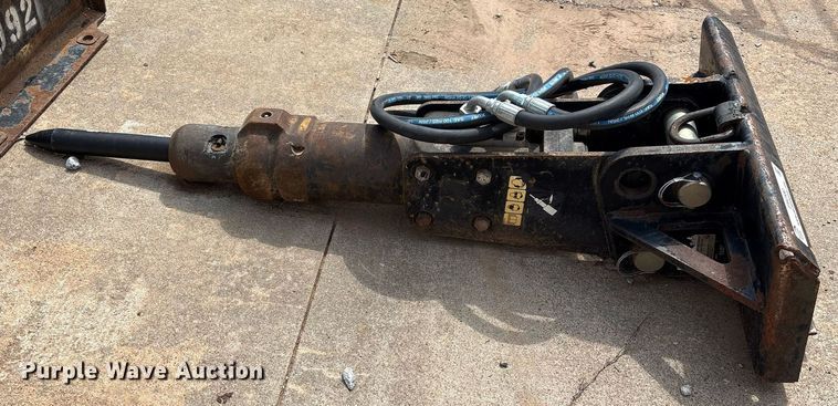 image for item EM2580 Compact utility loader breaker