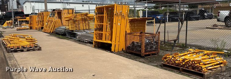 image for item EM2582 BilJax scaffolding