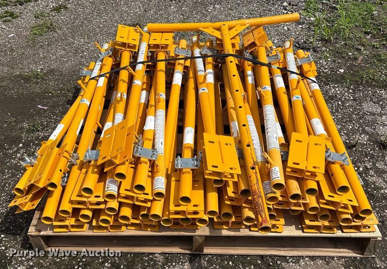 image for item EM2582 BilJax scaffolding