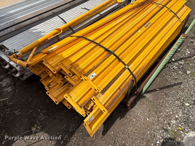 image for item EM2582 BilJax scaffolding