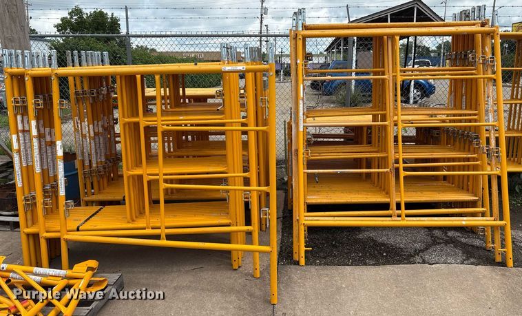 image for item EM2582 BilJax scaffolding