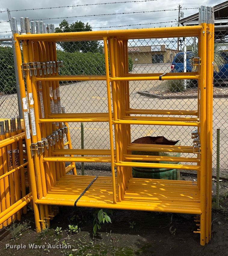 image for item EM2582 BilJax scaffolding