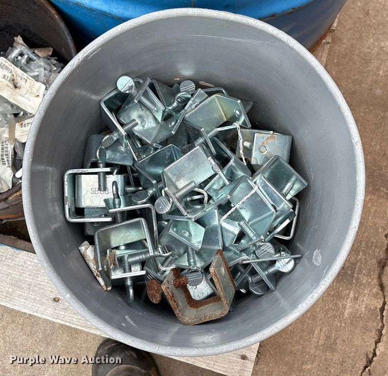 image for item EM2582 BilJax scaffolding