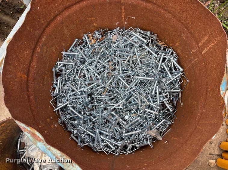 image for item EM2582 BilJax scaffolding