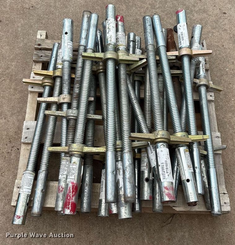 image for item EM2582 BilJax scaffolding