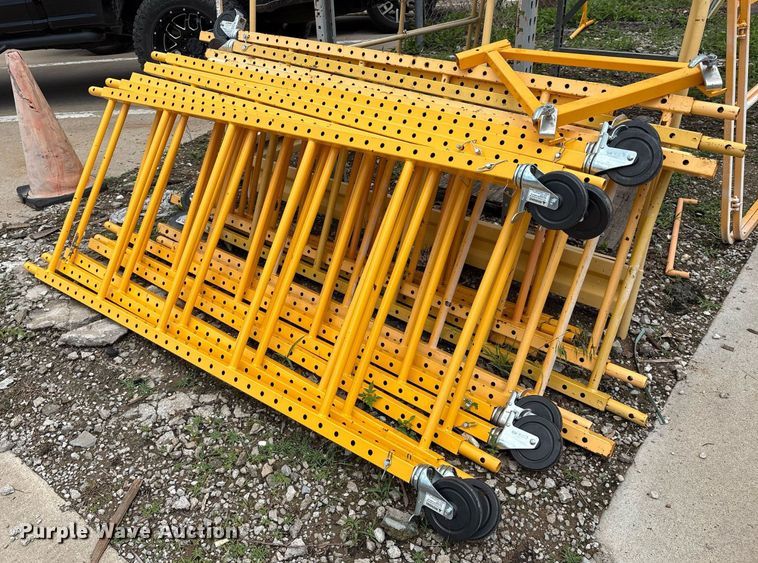 image for item EM2582 BilJax scaffolding