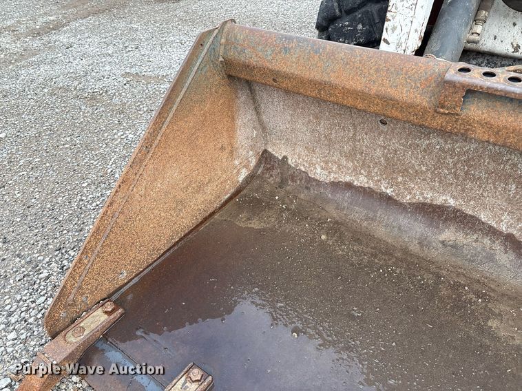 image for item EM2586 2005 Bobcat S185 skid steer loader