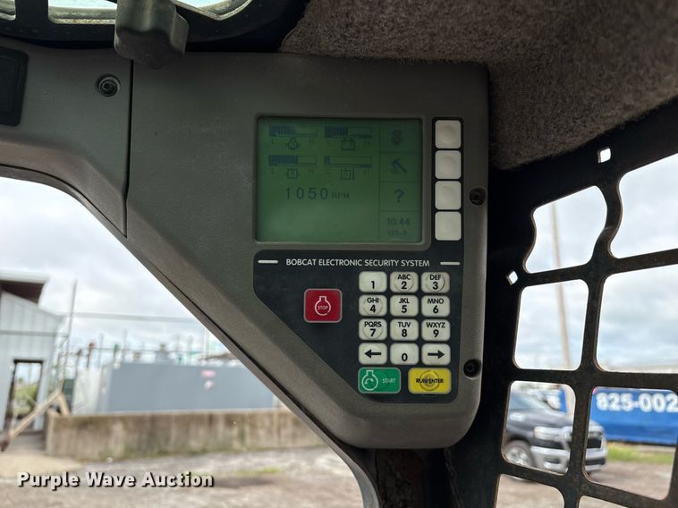 image for item EM2586 2005 Bobcat S185 skid steer loader