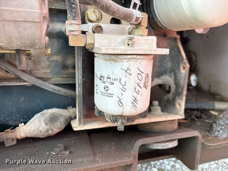 image for item EM2586 2005 Bobcat S185 skid steer loader