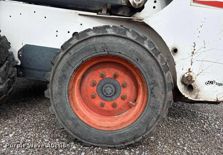 image for item EM2586 2005 Bobcat S185 skid steer loader