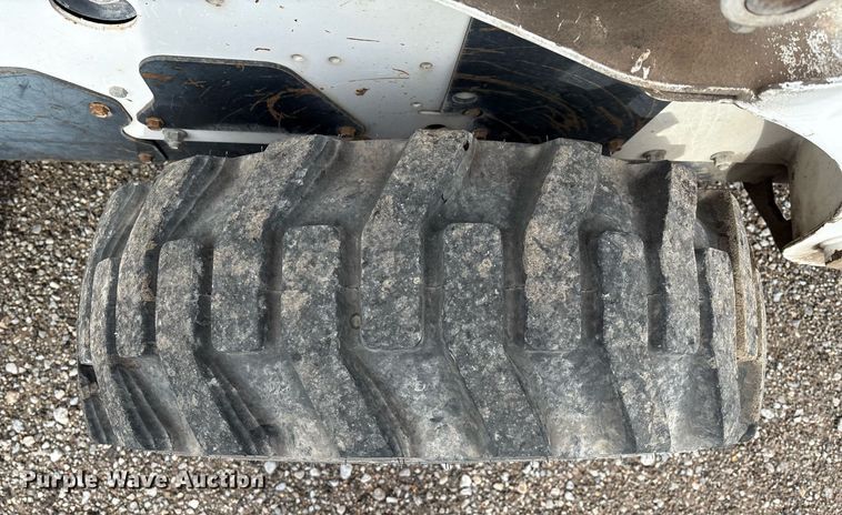 image for item EM2586 2005 Bobcat S185 skid steer loader