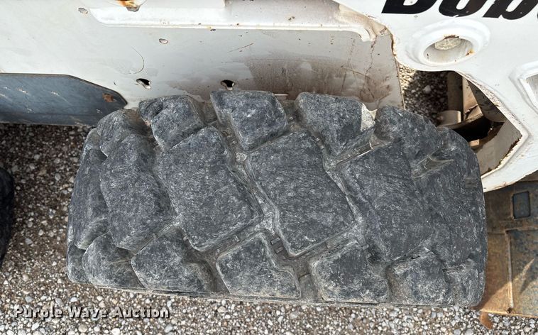 image for item EM2586 2005 Bobcat S185 skid steer loader