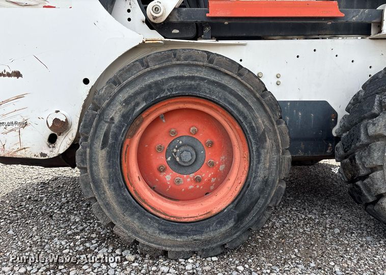 image for item EM2586 2005 Bobcat S185 skid steer loader