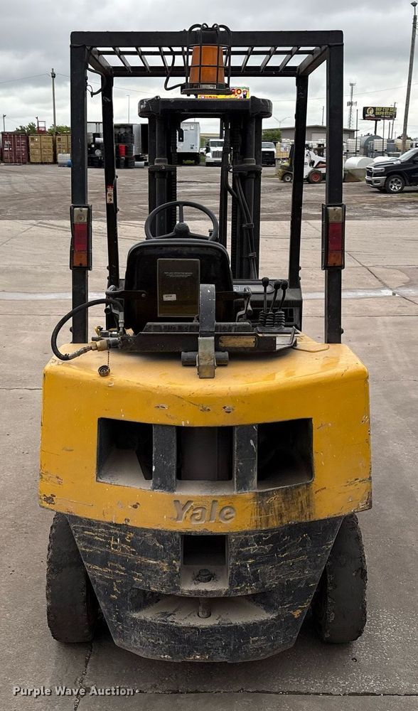 image for item EM2587 Yale GTP050RG forklift