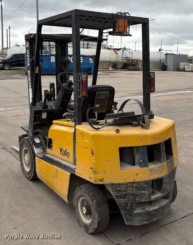 image for item EM2587 Yale GTP050RG forklift