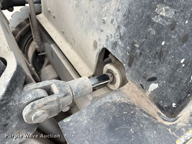 image for item EM2587 Yale GTP050RG forklift