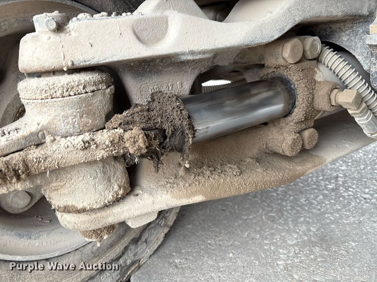 image for item EM2587 Yale GTP050RG forklift