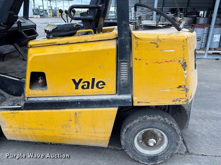 image for item EM2587 Yale GTP050RG forklift