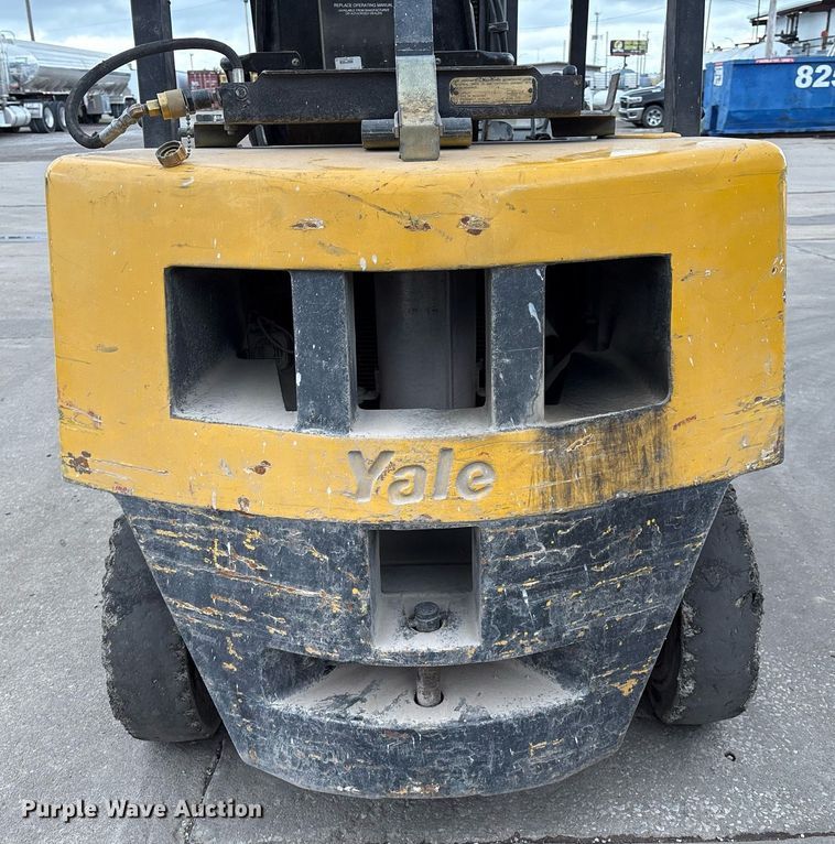 image for item EM2587 Yale GTP050RG forklift