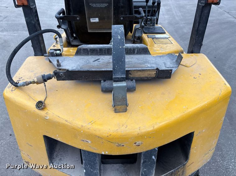 image for item EM2587 Yale GTP050RG forklift