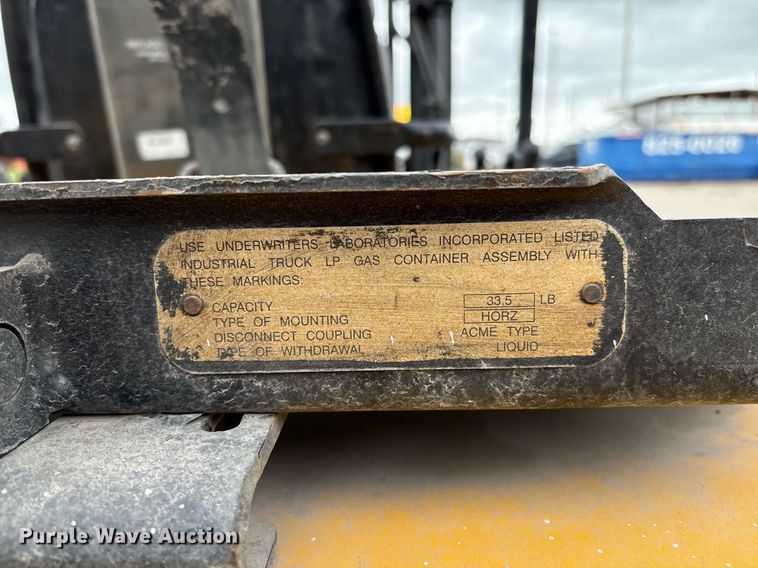 image for item EM2587 Yale GTP050RG forklift