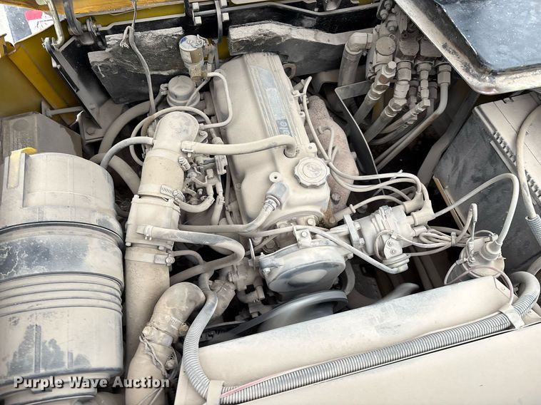 image for item EM2587 Yale GTP050RG forklift