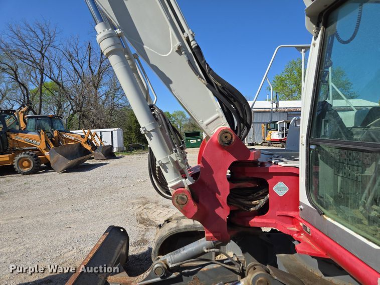 image for item EM7097 2014 Takeuchi TB1140 mini excavator