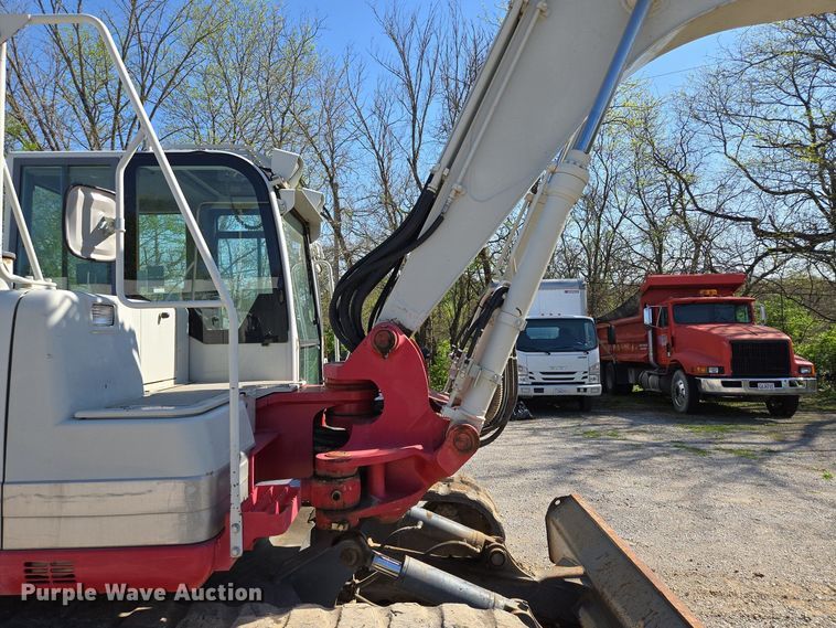 image for item EM7097 2014 Takeuchi TB1140 mini excavator