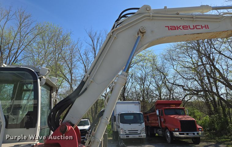 image for item EM7097 2014 Takeuchi TB1140 mini excavator
