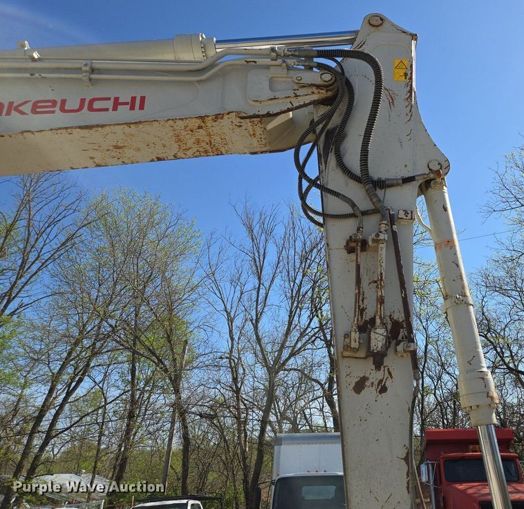 image for item EM7097 2014 Takeuchi TB1140 mini excavator