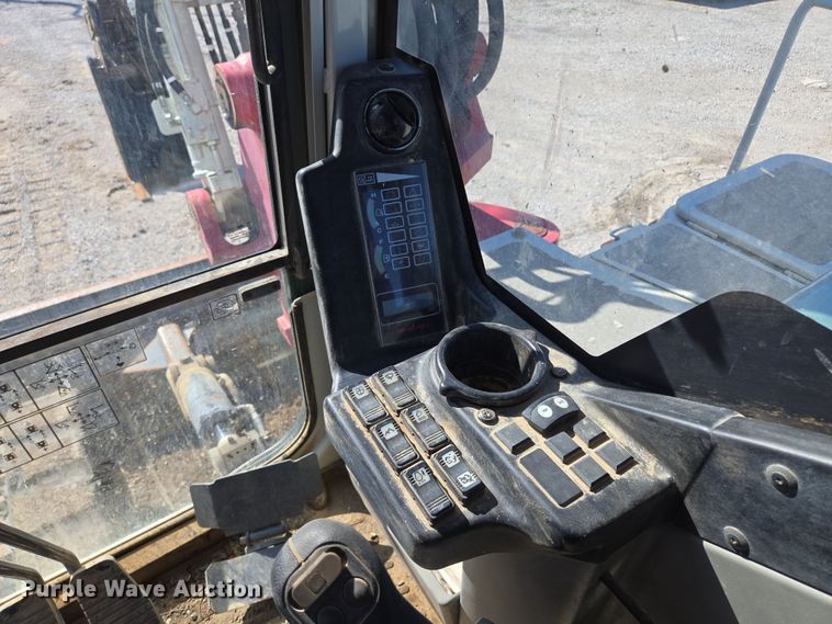 image for item EM7097 2014 Takeuchi TB1140 mini excavator