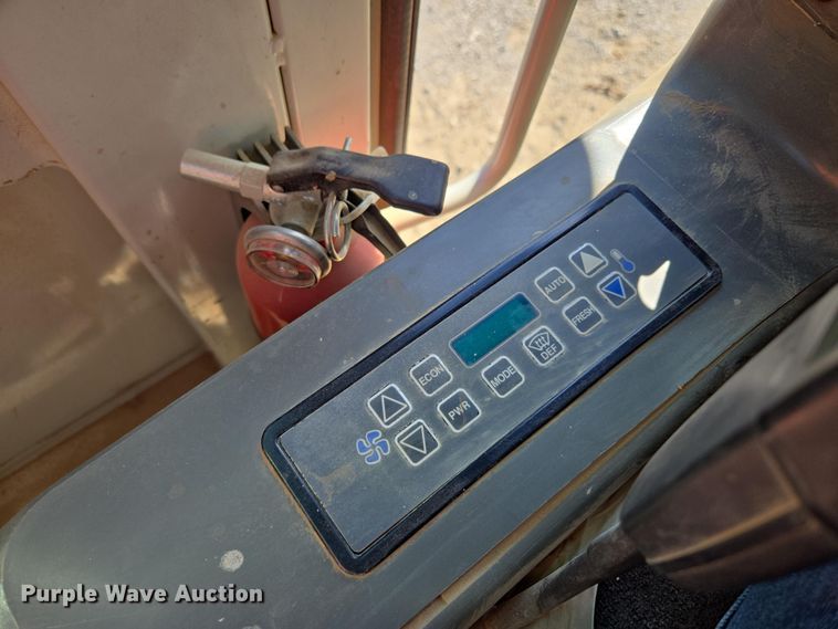 image for item EM7097 2014 Takeuchi TB1140 mini excavator