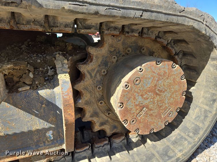 image for item EM7097 2014 Takeuchi TB1140 mini excavator