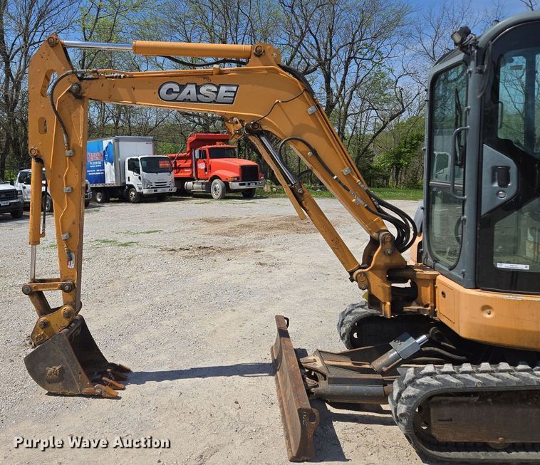 image for item EM7101 2015 Case  CX36B mini excavator