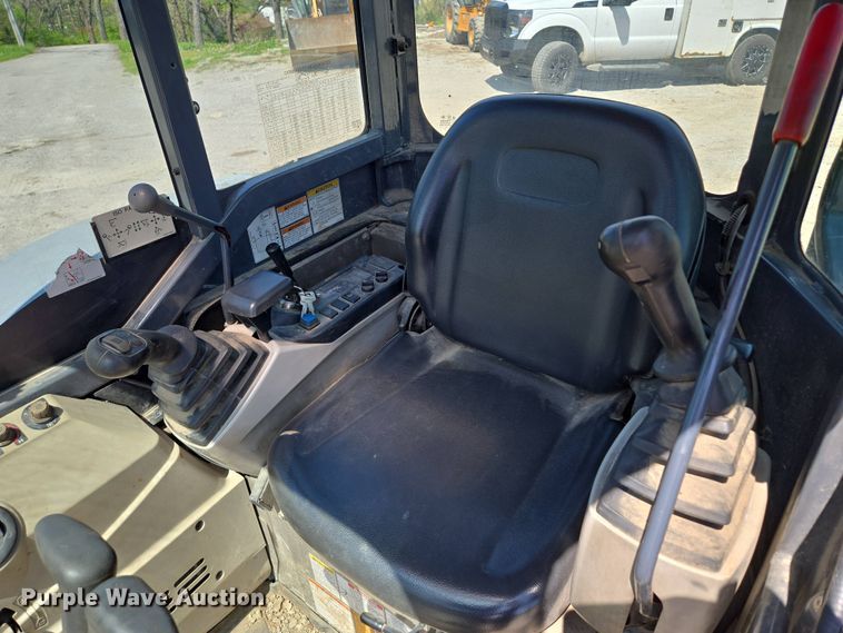 image for item EM7101 2015 Case  CX36B mini excavator