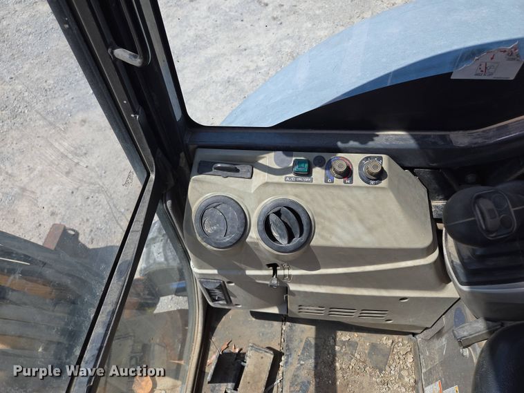 image for item EM7101 2015 Case  CX36B mini excavator