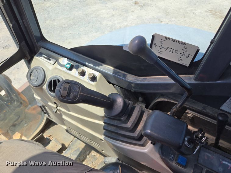 image for item EM7101 2015 Case  CX36B mini excavator