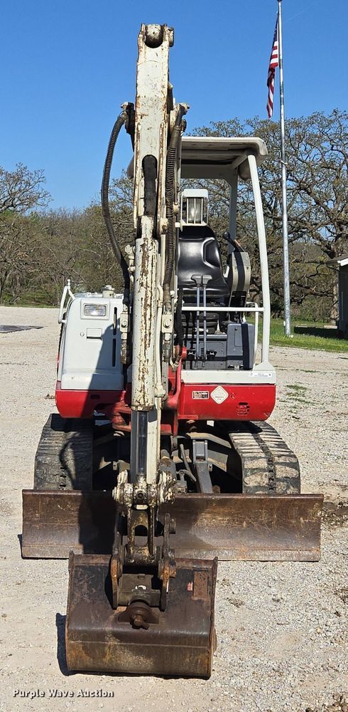image for item EM7102 2006 Takeuchi  TB135 mini excavator