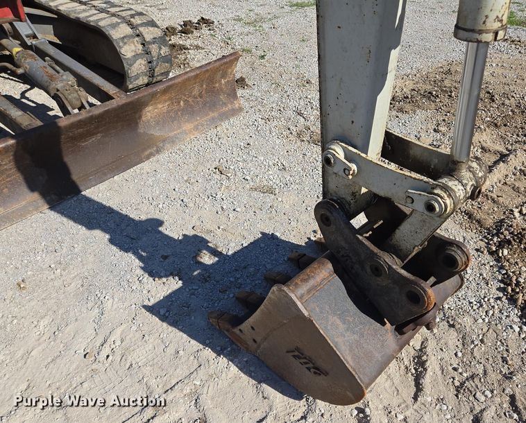 image for item EM7102 2006 Takeuchi  TB135 mini excavator