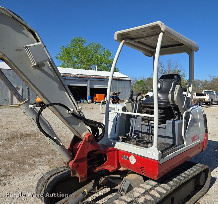 image for item EM7102 2006 Takeuchi  TB135 mini excavator
