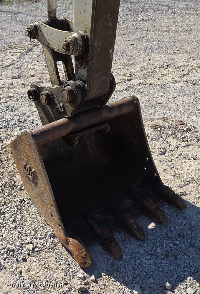 image for item EM7102 2006 Takeuchi  TB135 mini excavator