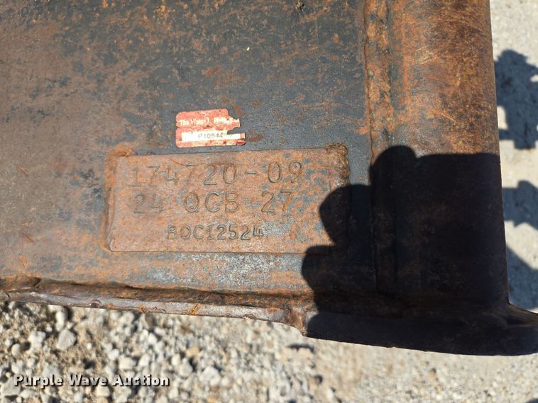 image for item EM7102 2006 Takeuchi  TB135 mini excavator