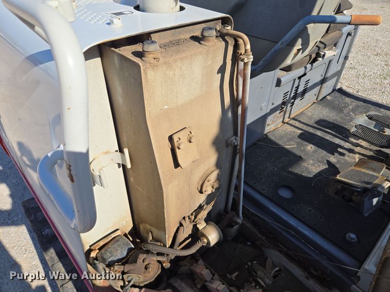 image for item EM7102 2006 Takeuchi  TB135 mini excavator