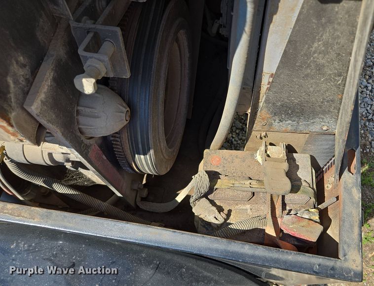 image for item EM7106 Air compressor