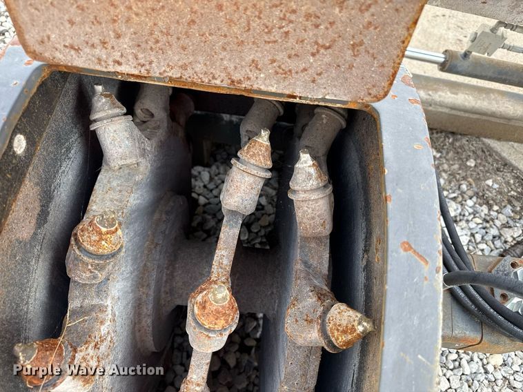 image for item EM7117 Coneqtec Universal AP III 300 skid steer cold planer