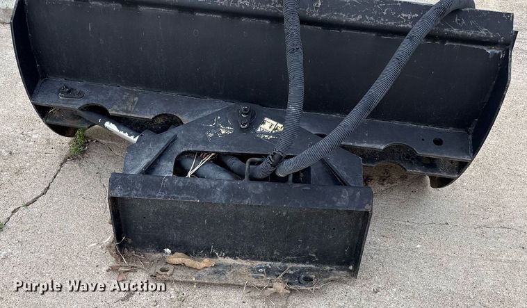 image for item EM7118 Compact utility loader dozer blade