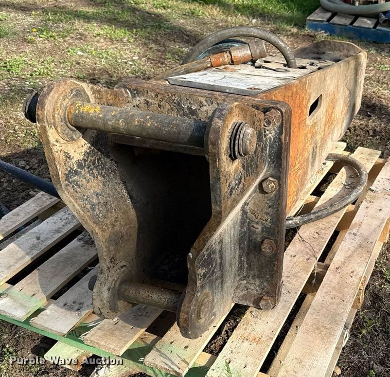 image for item EM7124 breaker