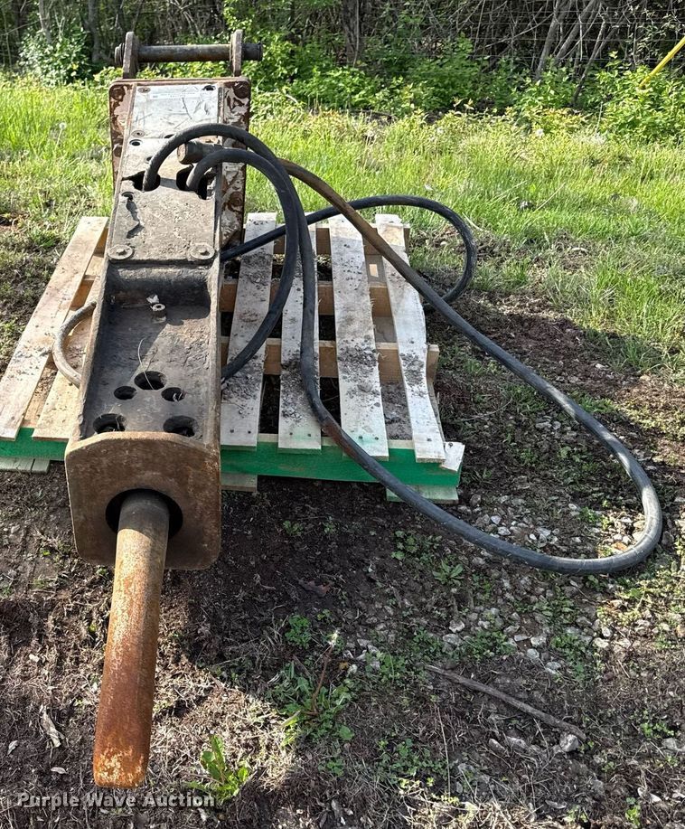 image for item EM7124 breaker