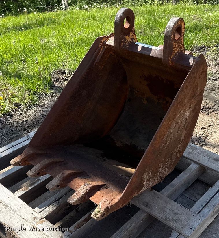 image for item EM7130 24