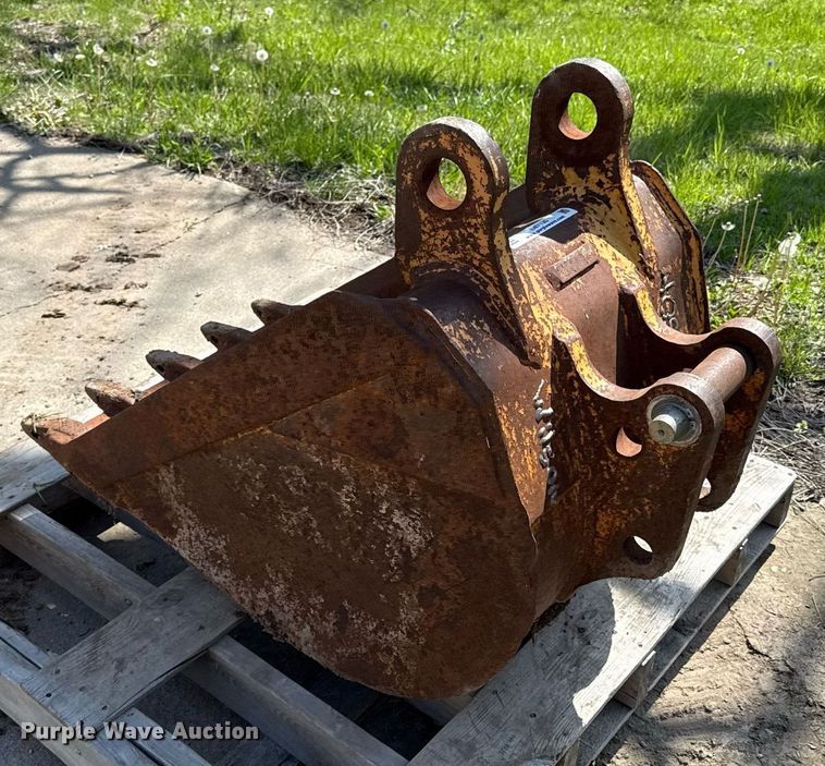 image for item EM7130 24